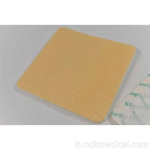 Dressamento in schiuma assorbente in silicone morbido 10x10cm per la cura della ferita